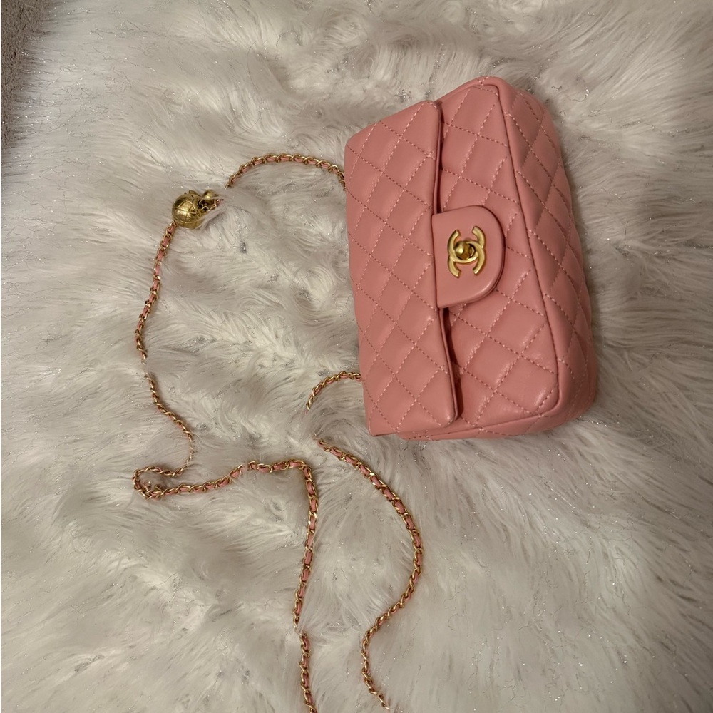 Chanel Pink Quilted Crossbody Bag with Gold Chain